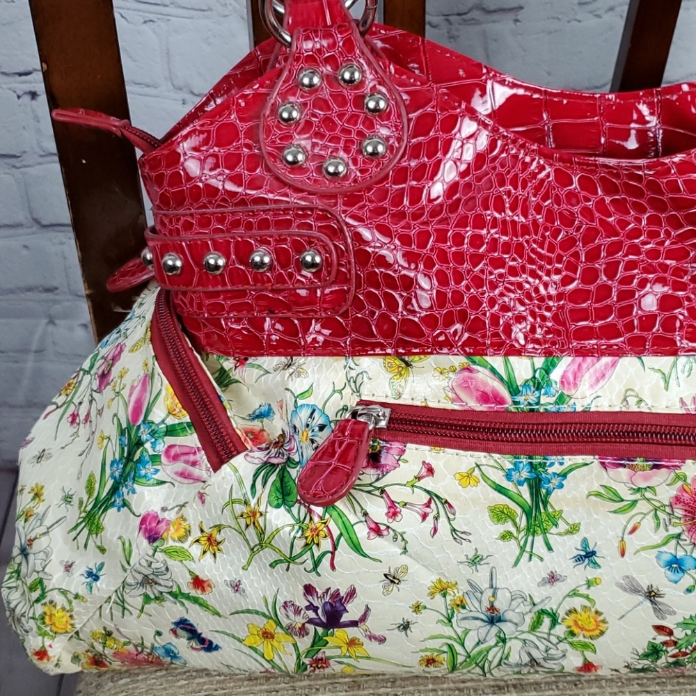 Purse - Picture 2 of 8
